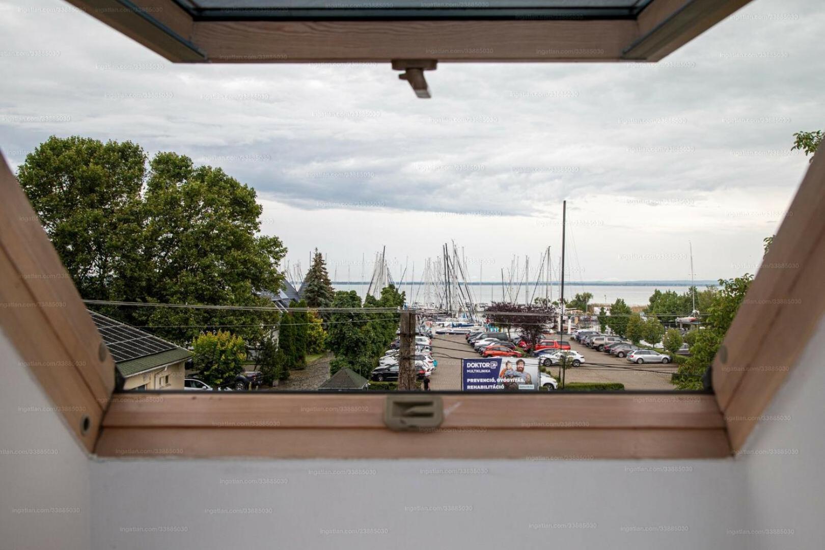 Hotel Sorompo Vendeghaz Balatonkenese Zimmer foto